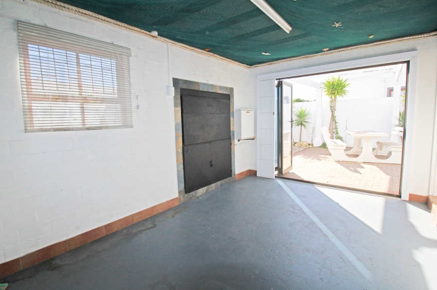 3 Bedroom Property for Sale in Skiathos Western Cape